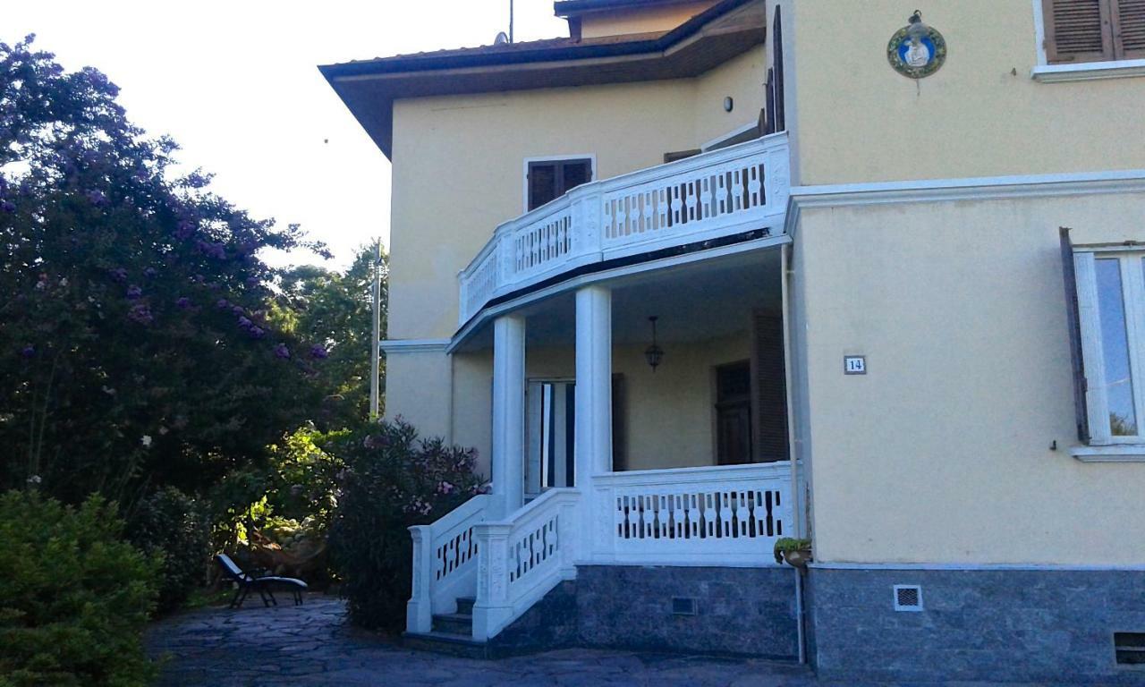 Swanlake Rooms Nebbiuno Exterior photo
